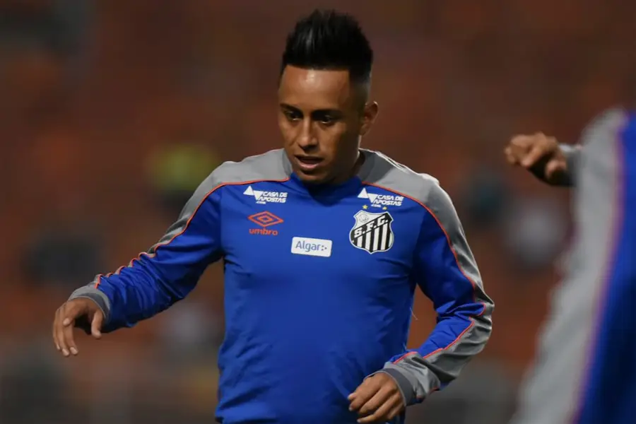 Santos quita dívida com Krasnodar pelo pagamento de Christian Cueva