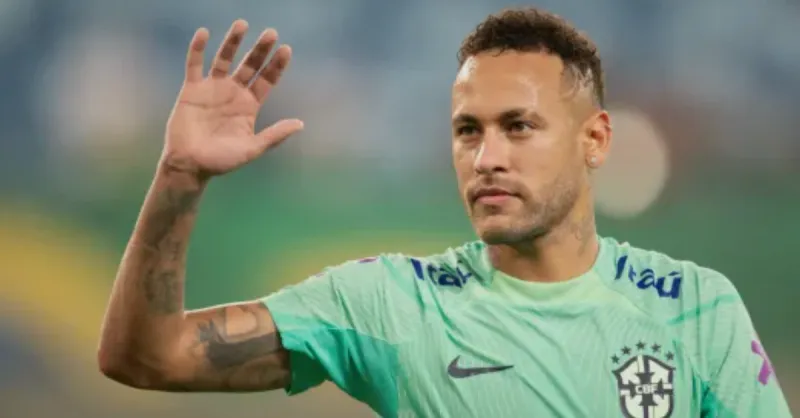 Santos busca reforços e planeja retorno de Neymar para temporada 2024